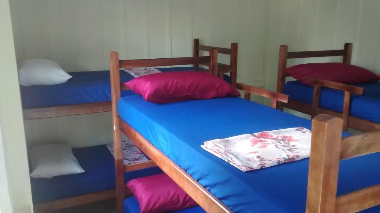 Hostel Casa Da Praia Picarras Bagian luar foto